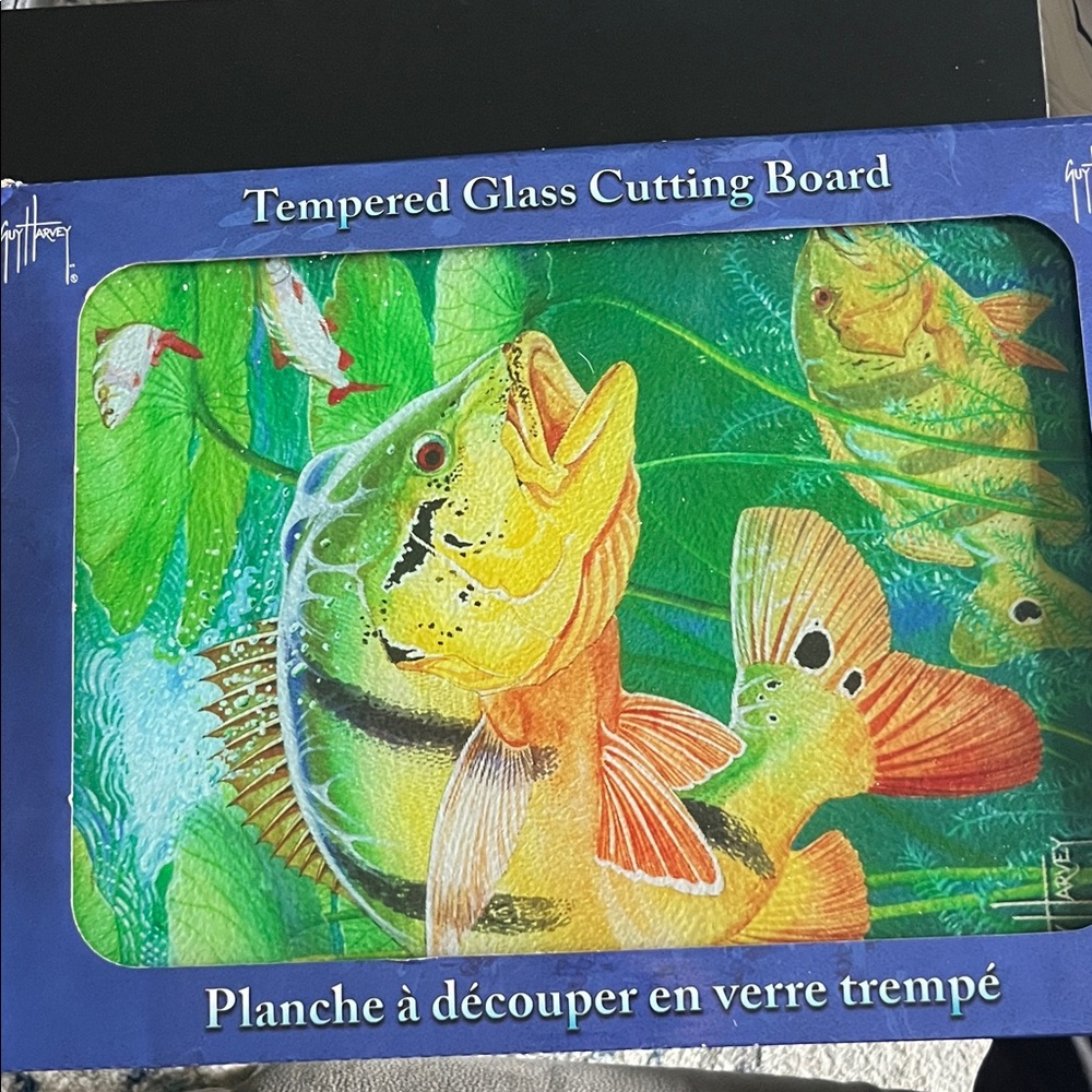 Guy Harvey Vibrant Fish Design Glass Cutting Board